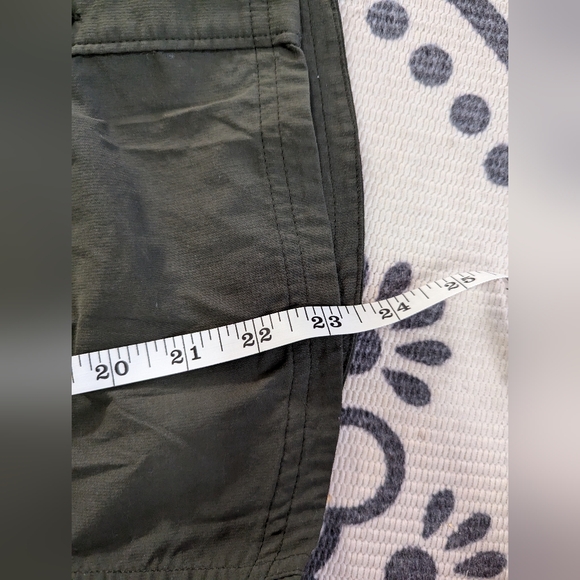 REI Olive Green Button Down Shirt Size XS - Picture 12 of 12